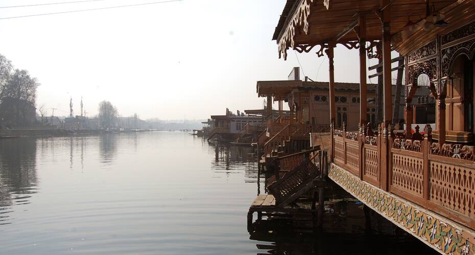 Humza Houseboat, Srinagar 5
